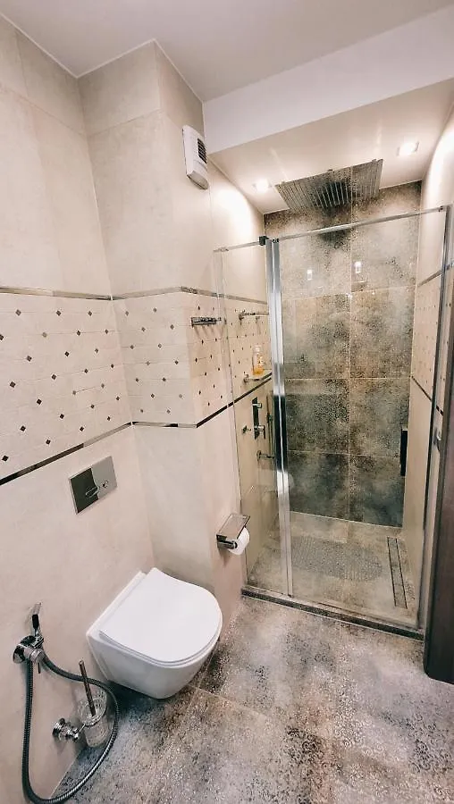 Green Terrace Big Family Apartment فروتسواف 0*,